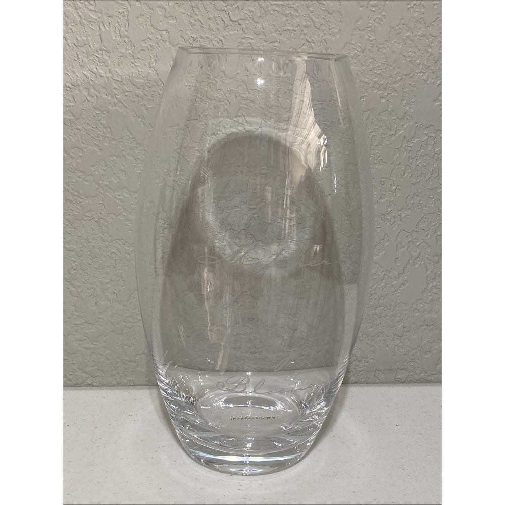 Etched Clear Glass Floral Vase Mother's Day "A Mother's Love Is Always In Bloom"